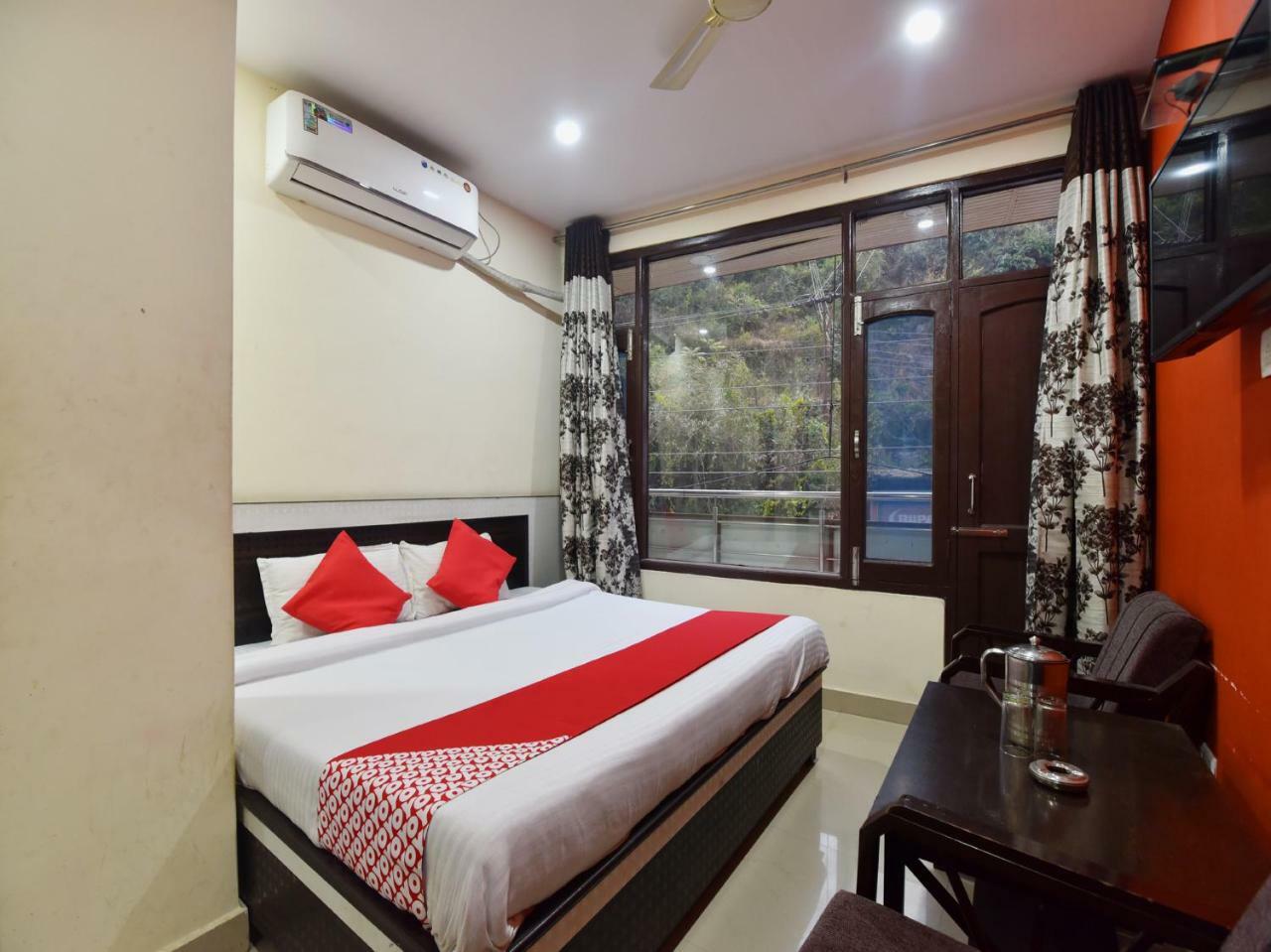 Oyo 28027 Hotel Dhruv Mandi Ngoại thất bức ảnh