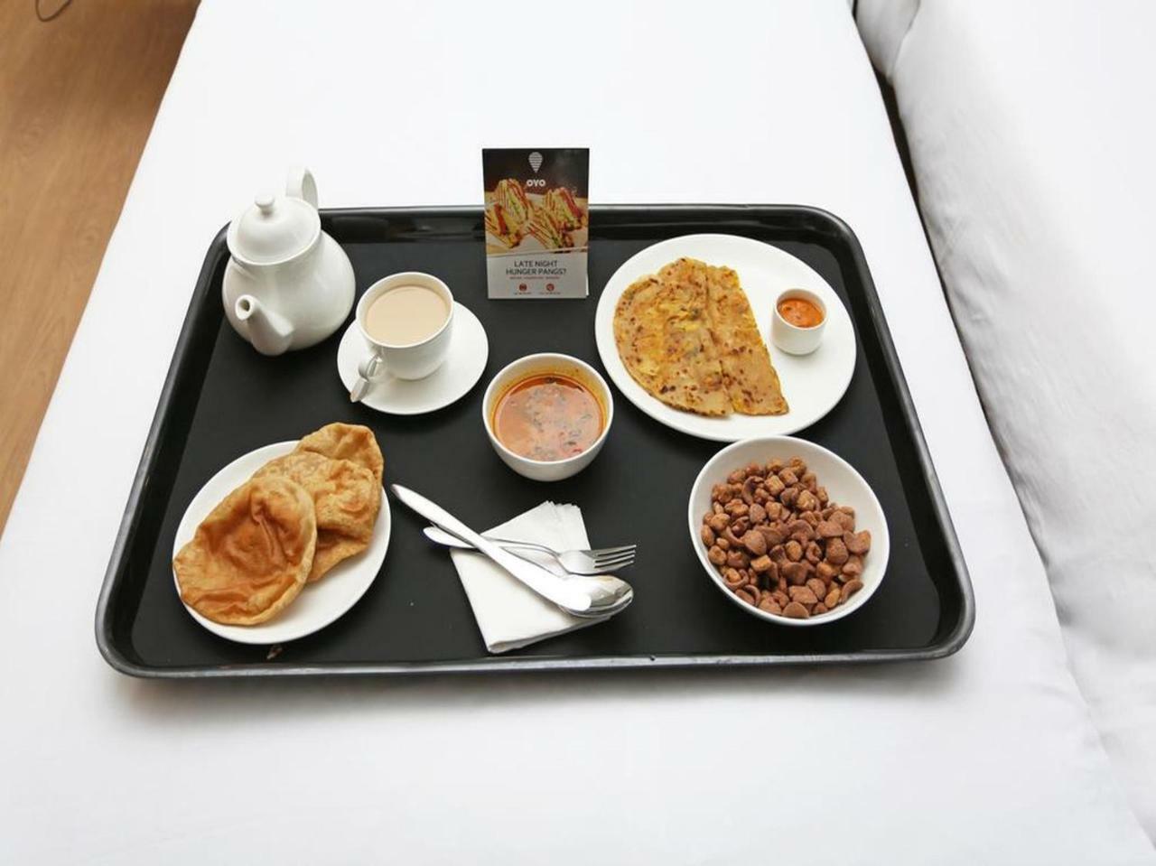 Oyo 28027 Hotel Dhruv Mandi Ngoại thất bức ảnh